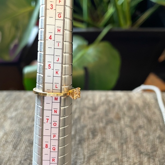 Solitaire Engagement Ring with 0.50 Carat TW of Diamonds in 18KT YG - Picture 7 of 7